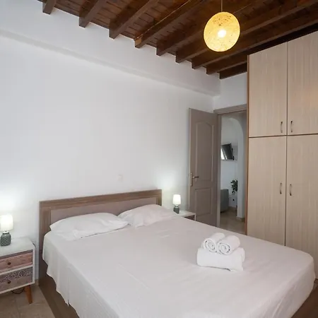 Apartment Mykonos Stylish Ivory 1 Bd Apt With Shared Pool