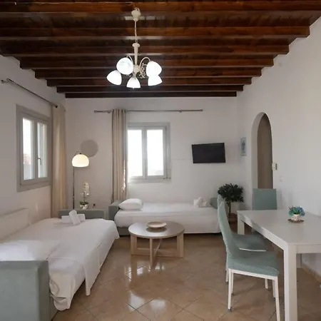 Mykonos Stylish Ivory 1 Bd Apt With Shared Pool Apartment Plintri