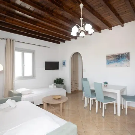 Mykonos Stylish Ivory 1 Bd Apt With Shared Pool Apartment