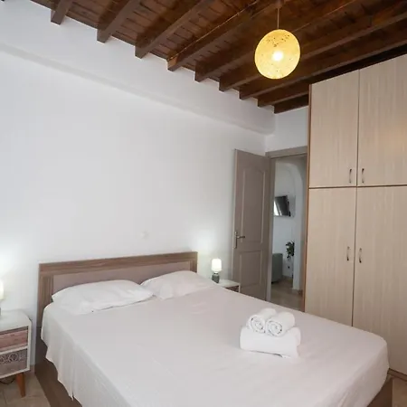 Mykonos Stylish Ivory 1 Bd Apt With Shared Pool Plintri